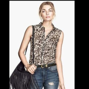 Leopard sleeveless button up blouse